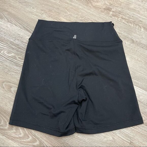 WeWoreWhat Bike Short in Black Slim Fit Sporty Shorts Summer - Picture 4 of 11